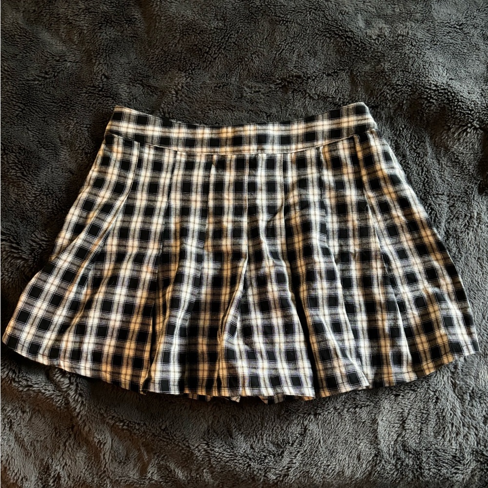 Le Lis Pleated Mini Skirt Size Small